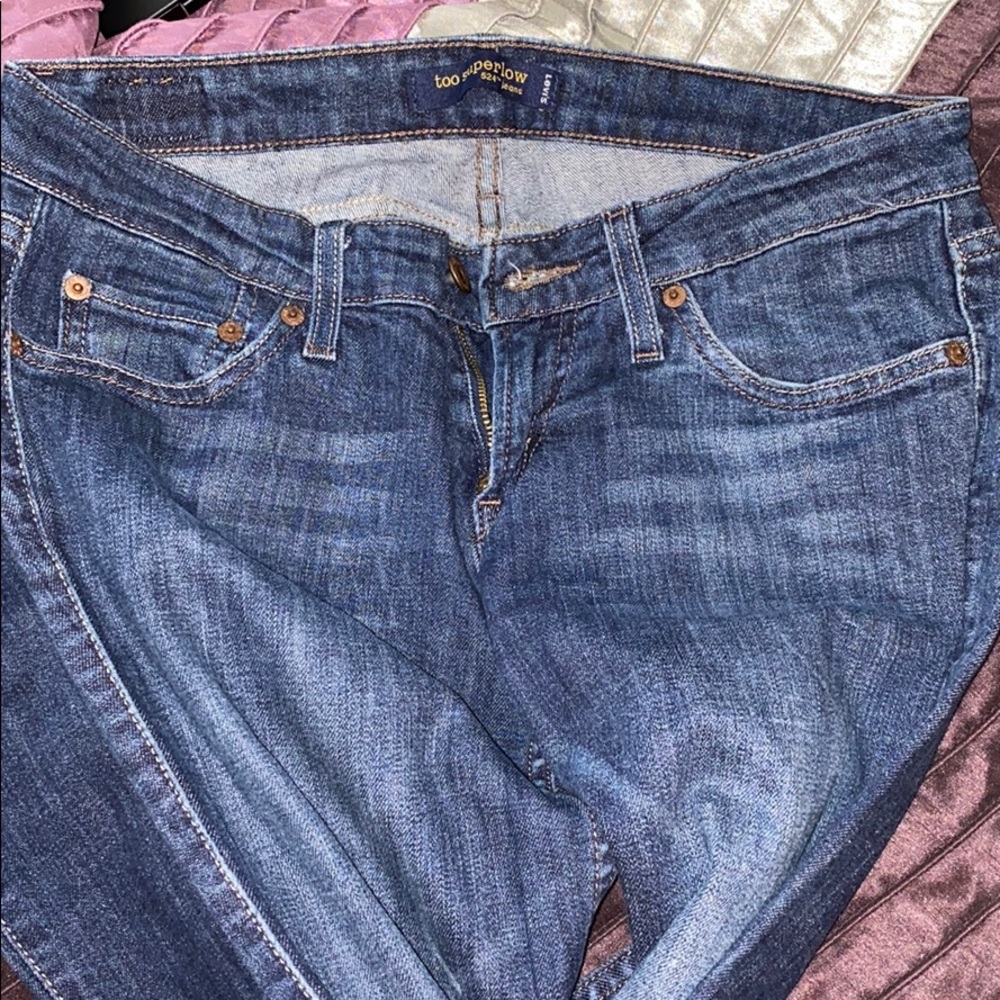 Levi’s - Picture 2 of 2